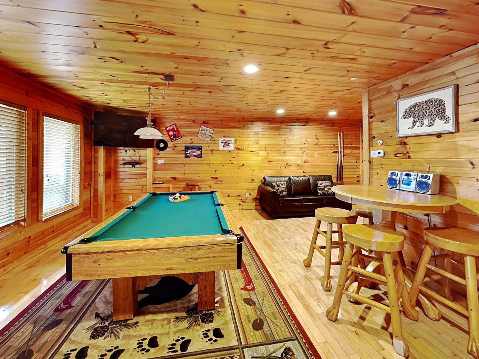 Cloud Dancer, 3 Bedrooms, Sleeps 10, Hot Tub, Fireplace, WiFi Gatlinburg Buitenkant foto