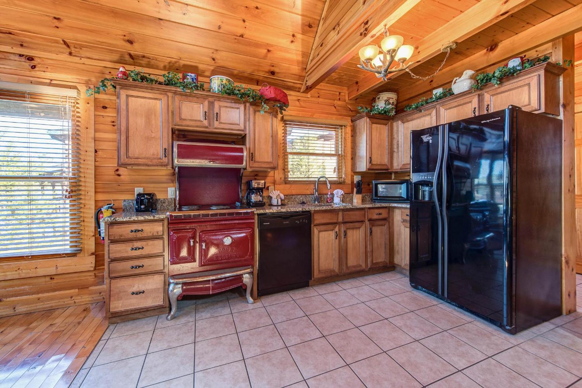 Cloud Dancer, 3 Bedrooms, Sleeps 10, Hot Tub, Fireplace, WiFi Gatlinburg Buitenkant foto